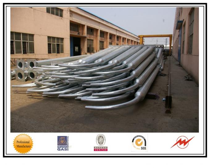 Famous Project Hot Dip Galvanized Metal Light Pole , White Coating Light Steel Pole 9